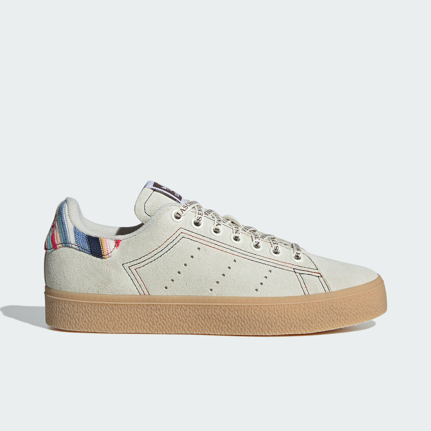 รองเท้าสเก็ตมินิมอลลิสต์แบบโลว - Adidas Shoes Gazelle บทวิจารณ์และราคา